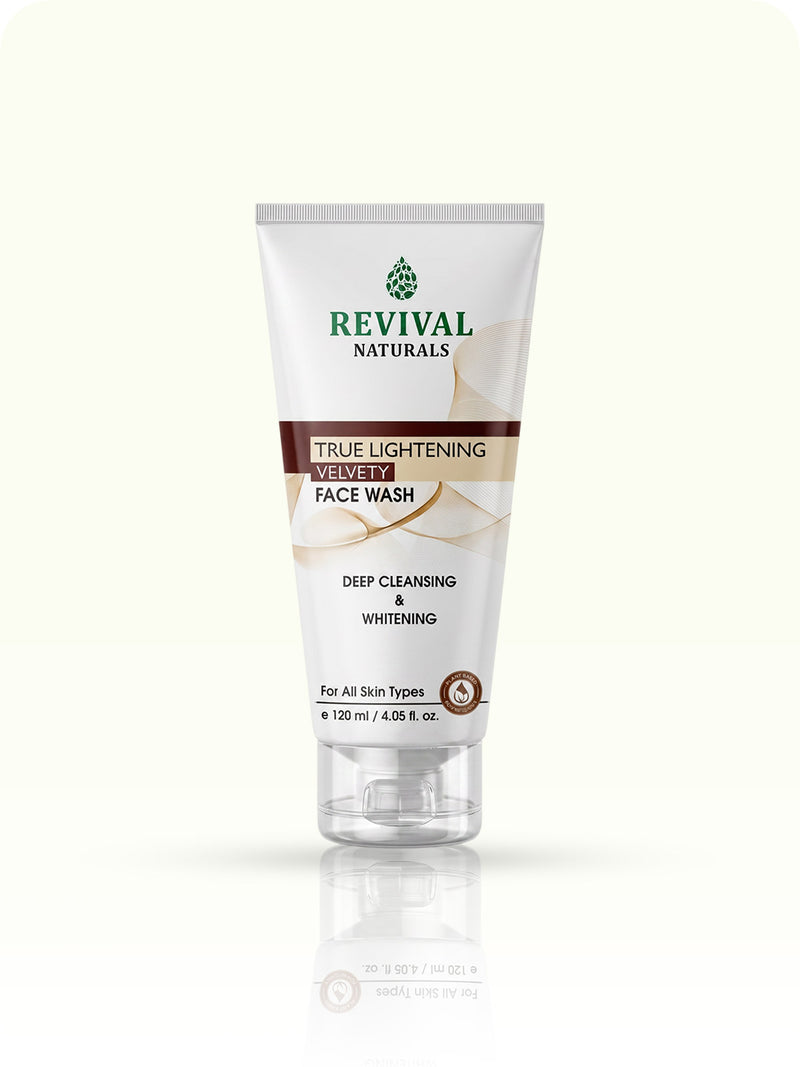True Lightening Velvety Face Wash